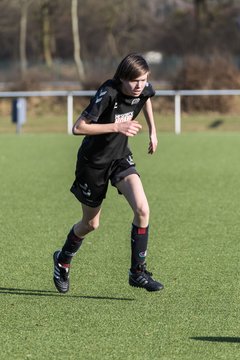 Bild 70 - wBJ SV Wahlstedt - SV Henstedt Ulzburg : Ergebnis: 0:1